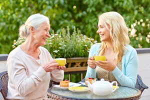 Elder Care New Oxford PA - The Benefits of Snacking for Seniors